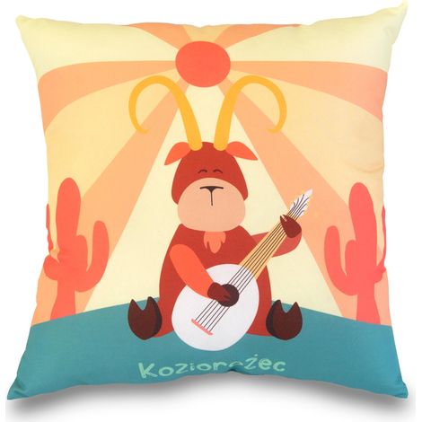 Almohada infantil de 40x40 cm con el signo zodiacal de tu hijo/a: Capricornio. (1/4)