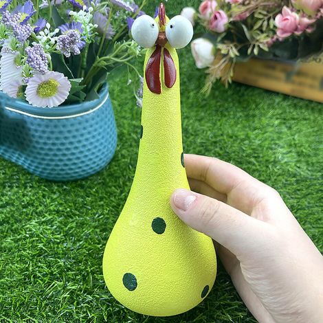 Langhalsiges Huhn mit großen Augen als Tischdekoration, niedliche Tierfigur, geeignet zur Präsentation von Kunstwerken auf Schreibtischen und im Bücherregal.