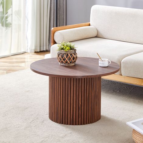 Table basse ronde MDF 70cm style colonnes romaines rainurées. Cadre métallique finition noyer,design rétro luxueux pour décoration de salon.