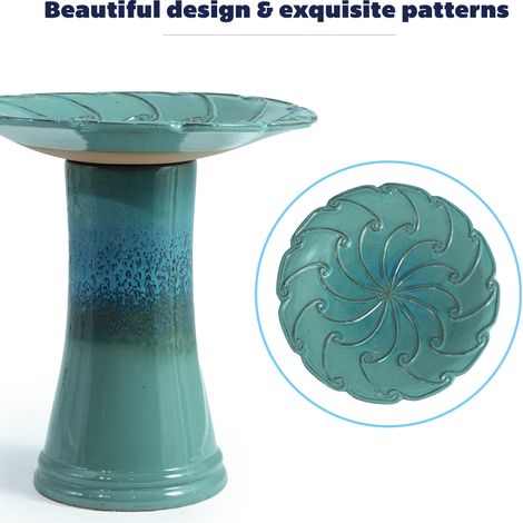 Bain d'oiseau en céramique fait main, bassin à relief de feuilles ondulées, Ø43cm hauteur 45cm, glaçure turquoise brillante dégradée, résistant au gel et aux intempéries pour jardin et terrasse (1/5)