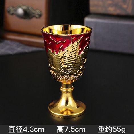 Verre bénitier/verre à vin à pied (doré et rouge) pour usage domestique