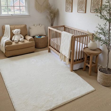 Tapis Salon 90x150cm Beige Lavable Grand Rug Antidérapant Chambre Enfant Rugs Fausse Fourrure Doux Moelleux Carpet Descente de lit Salle a Manger Bureau Poil Long Carpets (1/5)