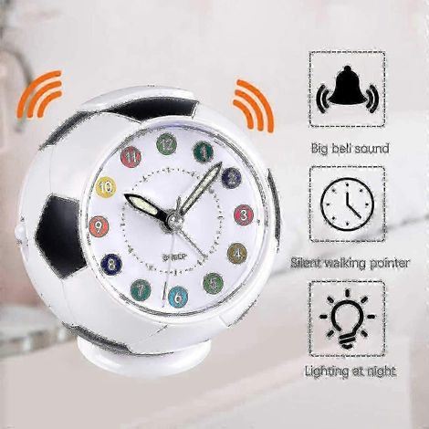 Réveil pour enfants, réveil analogique, réveil garçon et fille, fonctionne sur piles, en forme de ballon de football, silencieux, sans tic-tac, phosphorescent, réveil avec fonction snooze et fonction (1/2)