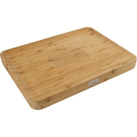Joseph Joseph Cut&Carve™ tabla multifuncional de bambú (1/3)