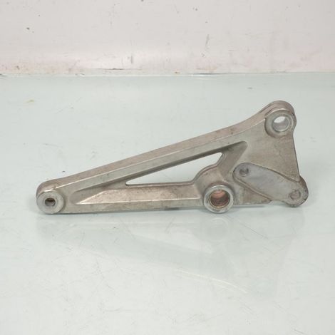[PRODUIT D'OCCASION] Platine droite origine pour moto Honda 250 CB Two Fifty 1992-2002 (1/2)