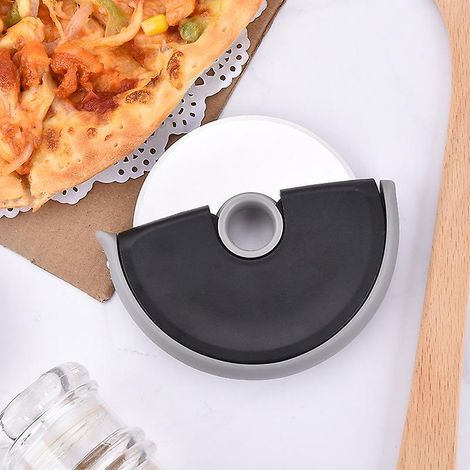 Kompakter und leicht zu reinigender Pizzaschneider – Ideal für Toast, Pizzateig und mehr – Sauberer Schnitt – Schwarz (1/3)