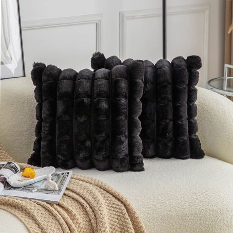 Housses de Coussin décoratives rayées Noires, Fourrure synthétique Douce et Confortable, 45x45 cm (18x18 Pouce), Lot de 2, Housses de Coussin en Velours pour canapé et Salon (1/5)