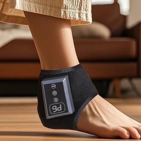 Massaggiatore per piedi e caviglie con funzione riscaldante e massaggiante – Nero – Ricaricabile – 5 impostazioni di calore (40–60 °C) – 5 modalità di massaggio – Timer di 15 minuti – USB Type-C – 180 (1/5)