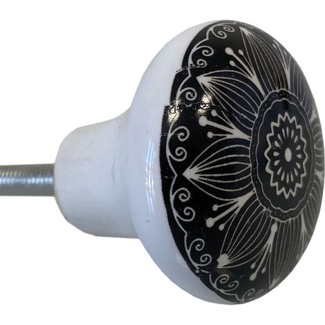 Bouton de meuble Fleur Noire vendu à l'unité (1/3)
