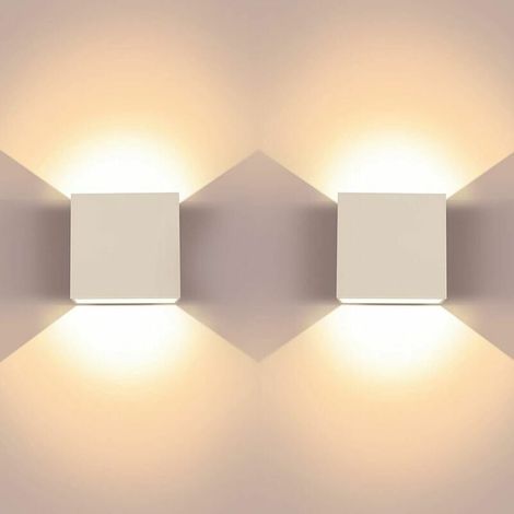2er-Pack moderne, quadratische LED-Wandleuchten aus Aluminium (6 W) mit Sockel und warmweißem Licht (3000 K). Ideal für Wohnzimmer, Schlafzimmer, Flur und Esszimmer. [Energieeffizienzklasse] (1/5)