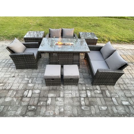 Fimous 7-Sitzer Rattan Gartenmöbel im Freien Gas Feuerstelle Tisch Sets Gasheizgerät mit Liebes-Sofa Stuhl 2 Kleiner Fußhocker 2 Beistelltische Dunkelgrau Gemischt (1/5)
