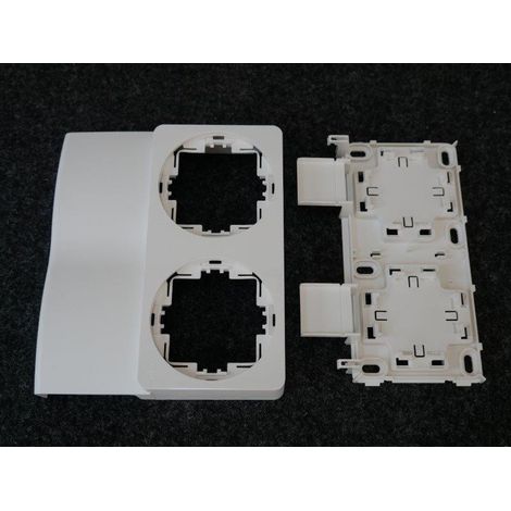 Support double blanc polaire pour appareillage en saillie Ateha sur moulure Ateha 20x50mm HAGER