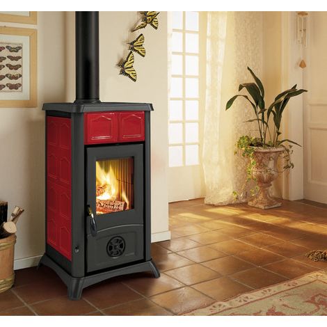 Stufa a legna con struttura in ghisa e rivestimento esterno in maiolica decorata 6 kw Gemma Elegance Bordeaux Nordica