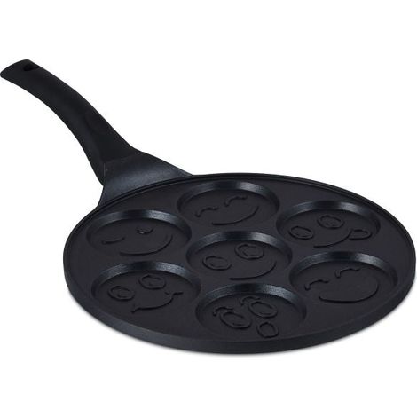 Poele a crepes avec visages (1/5)