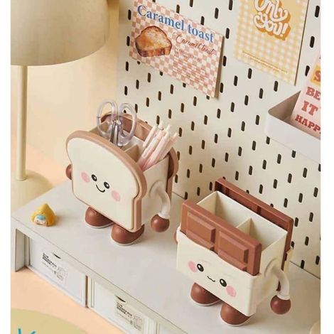 Pot à Crayons Design Toast Biscuit Fromage Chocolat 3D - Boîte Rangement Bureau École Maison Beige Créatif (1/5)