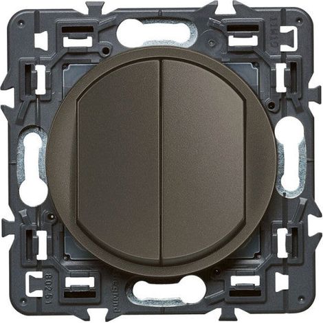 Interruttore a due vie LEGRAND Céliane Soft 230V grafite