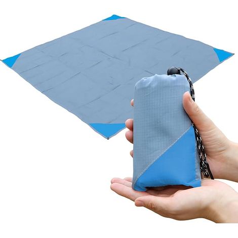 Couverture de Pique-Nique Pochette 55 x 60 Pouces, Bâche de Camping Légère Résistante au Sable, Pliable dans un Petit Sac, Tapis de Plage Compact Imperméable (1/4)