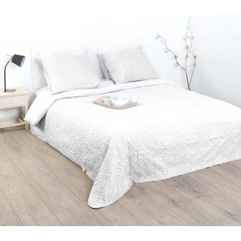Dessus de lit 260 x 240 cm + 2 Taies 60 x 60 cm "Arabesque" Atmosphera