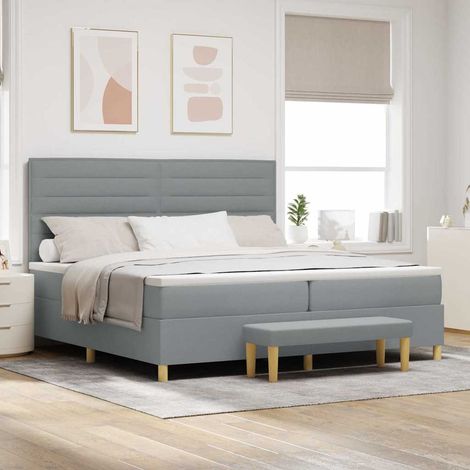 Boxspringbett mit Matratze Hellgrau 200 x 200 cm Stoff (1/5)