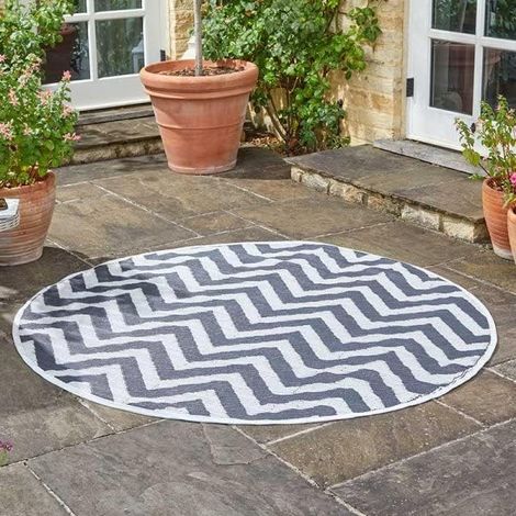 Round Reversible Outdoor Rug 180cm Polypropylene Waterproof Garden Patio Rug Black White Zig Zag Indoor Outdoor Rug