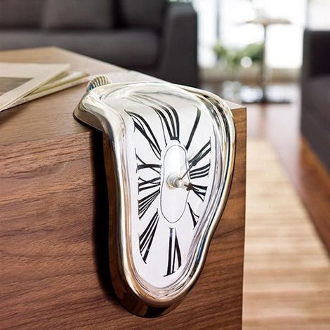 Horloge de bureau/table décorative rétro en plastique métal plaqué or (1/5)