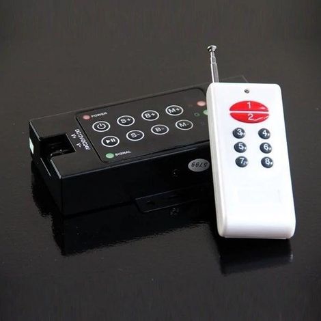 Mando a distancia Sunricher SR-2801 frecuencia 434MHz 868MHz 14,5 cm