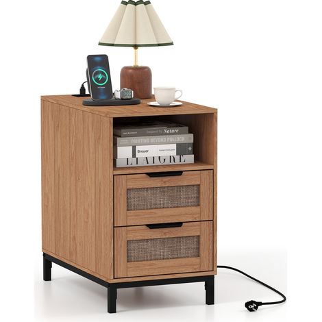 Table de Chevet en Rotin avec Prise, Chevet de Lit Étroite avec Tiroirs, Design Cannage Bohème, Étagère Ouverte, Marron (1/5)