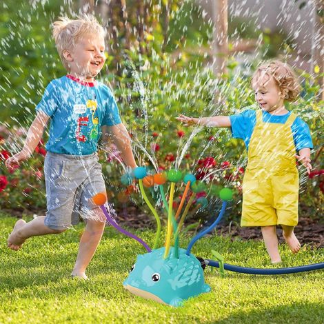 Outdoor Water Sprinkler for Kids with Oscillating Hoses, Garden Hose Connector, Summer Water Toy for Garden and Lawn, Ages 3+ (Hedgehog) (1/5)