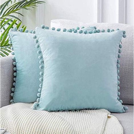 2 Pcs Housse de Coussin en Velours Taie d'oreiller Decorative Taie d'oreiller Boule de Fourrure de Couleur (Bleu Clair) (1/5)