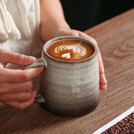 Mug à café en céramique, 450 ml, grande capacité, base large, finition émaillée, mug en céramique fait main avec anse, convient pour une utilisation au bureau ou à la maison, compatible lave-vaisselle (1/4)