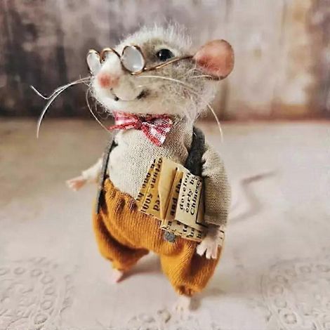 Souris mignonne en feutrine aiguilletée, décorations d'hiver, de Noël et d'Halloween faites à la main (Professeur) (1/2)