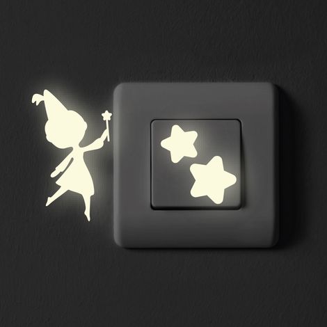Sticker Fée dans les Etoiles 11x10cm Phosphorescent - Autocollant Lumineux pour Déco Chambre Enfant (1/2)
