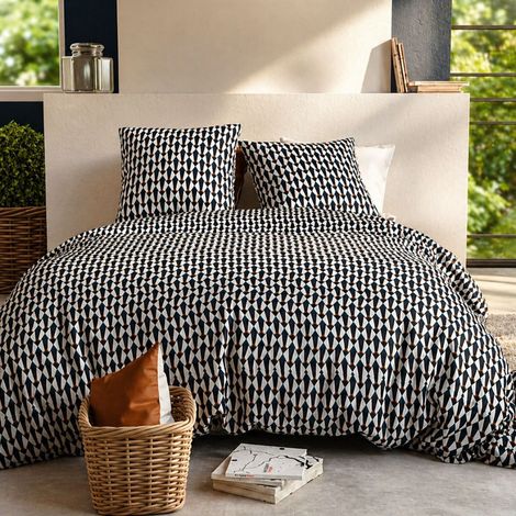 Parure housse de couette 260x240cm + 2 taies motif géométrique bleu nuit 100% coton - NOLANE (1/3)
