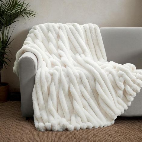 Fleecedecke, 130 x 152 cm – doppellagig – Kunsthase – cremeweiß
