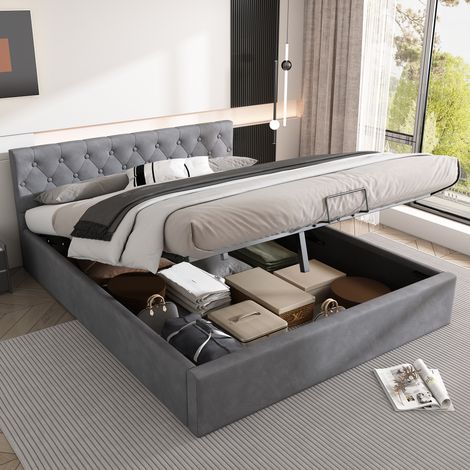 Bett 140x200 cm elegant gepolstert in Grau mit Samtbezug, geknöpftem Kopfteil, hydraulischem Stauraum und Lattenrost (1/5)