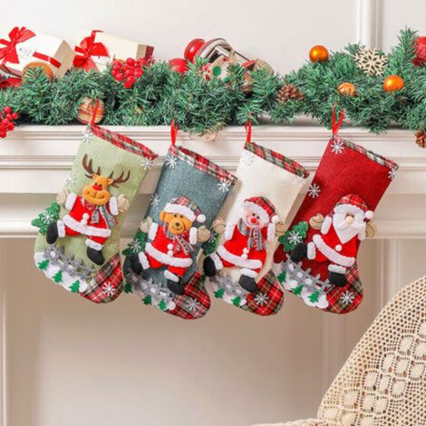 Lot de 4 bas de Noël, décorations pour sapin de Noël avec Père Noël, bonhomme de neige et renne, pour fête de Noël en famille, sac cadeau de bonbons (1/5)