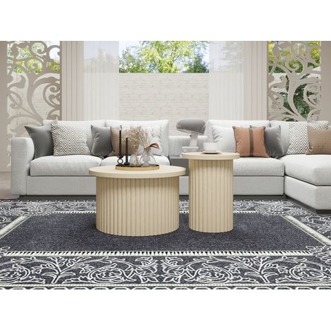 Lot de 2 tables basses rondes effet bois et structure ondulée. Idéales pour salon,chambre et bureau. (1/5)