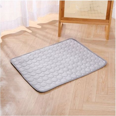 Tappeto rinfrescante per cani e gatti 62 x 50 cm – Tappeto di auto-raffreddamento pet Cuscino estate impermeabile-frost – tossico - Antiscivolo – colore Grigio – Taglia M (1/5)