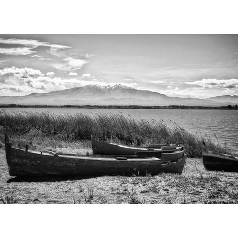 Tableau sur toile barque devant le Canigou 45x65 cm - Impression sur Toile Murale Décorative - Image imprimée en HD sur Toile - Toile sur Châssis en Bois FSC - Fabriqué en France (1/5)