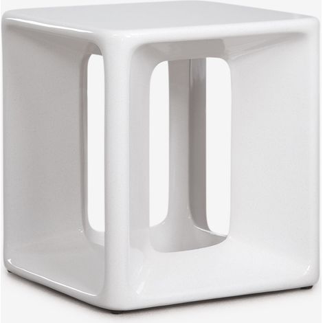 Mesa auxiliar para jardín cuadrada 40x40 cm en cemento y fibra de vidrio Lilou SKLUM       