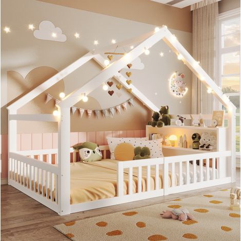 Cama infantil (215x144.5x158 cm), en forma de casa, con barandillas, estanterías laterales, pino y MDF, blanca (1/5)