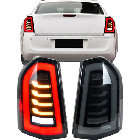 Fanali posteriori a LED, in plastica resistente, leggeri, 5 kg, per berlina di lusso, con indicatori di direzione sequenziali. (1/5)