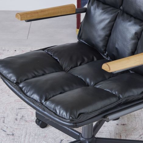 Fauteuil de bureau en cuir ergonomique, siège pivotant réglable en hauteur avec roulettes, accoudoirs en bois de chêne, pour direction et gestionnaires. (1/5)