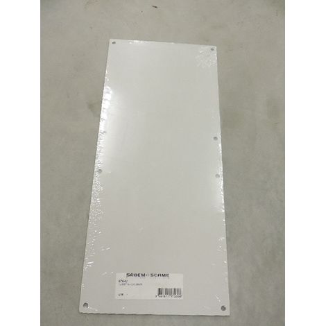 Platine polyester non perforée pour boite 540x270m série MORVAN