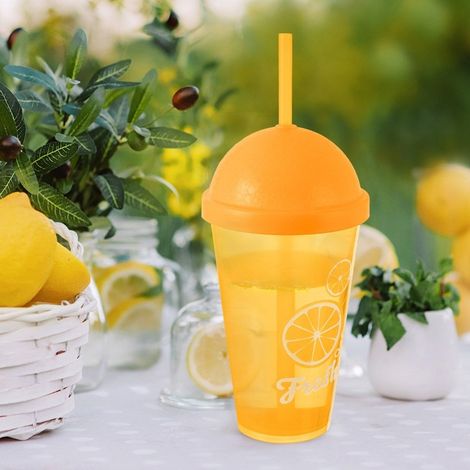 Plastikbecher mit Deckel und Strohhalm, 450 ml
