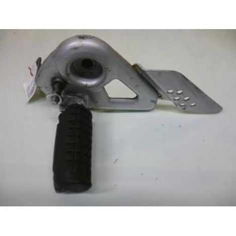 [PRODUIT D'OCCASION] Platine de repose pied pilote gauche origine pour Moto Honda 125 (1/3)