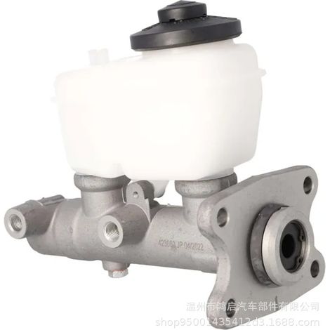 Les références 47201-3D150, 47201-3D151 et 47201-3D280 sont compatibles avec les maîtres-cylindres de frein Toyota Hilux. (1/5)