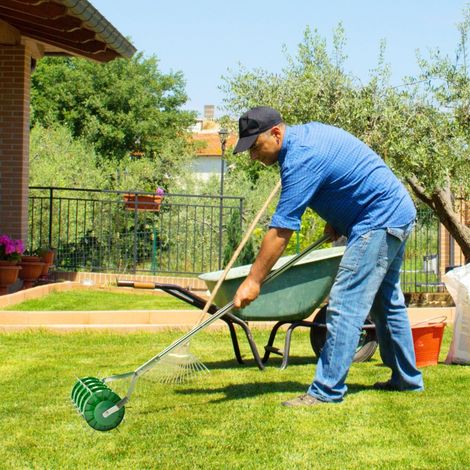 Aérateur de pelouse manuel 45 cm de largeur avec 30 pointes en fer,scarificateur pour aération du sol et entretien des jardins et pelouses.