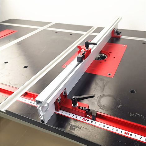 Amazon a spécifié (surdimensionné) une rainure de type 45 de 1220 mm (1/4)