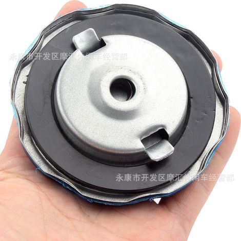 Fuel tank cap suitable for GX120, 160, 200, 240, 270, 340, 390, and 168F models, model 17620-ZH7-013. (1/5)